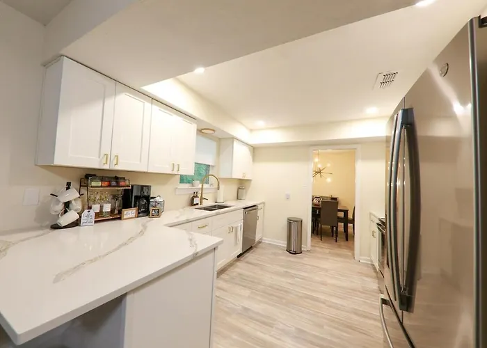 Holiday home Sweet Newly Renovated Home!