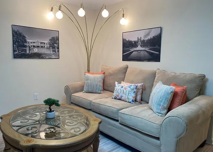 Sweet Newly Renovated Home! Tallahassee