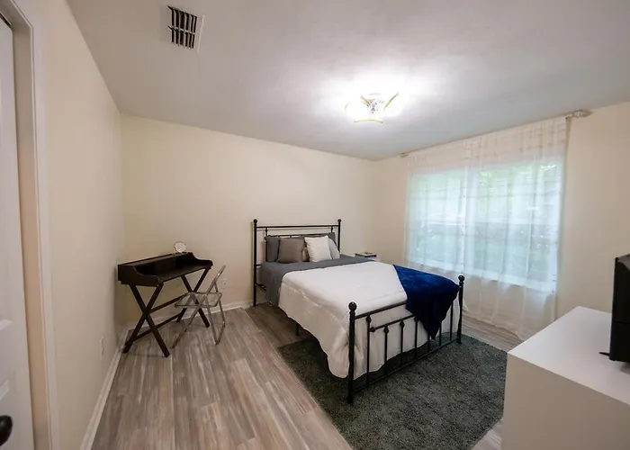 Sweet Newly Renovated Home!