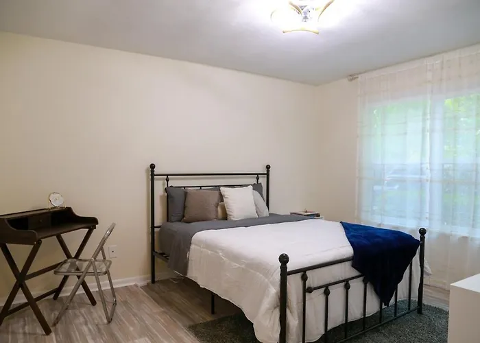 Holiday home Sweet Newly Renovated Home!