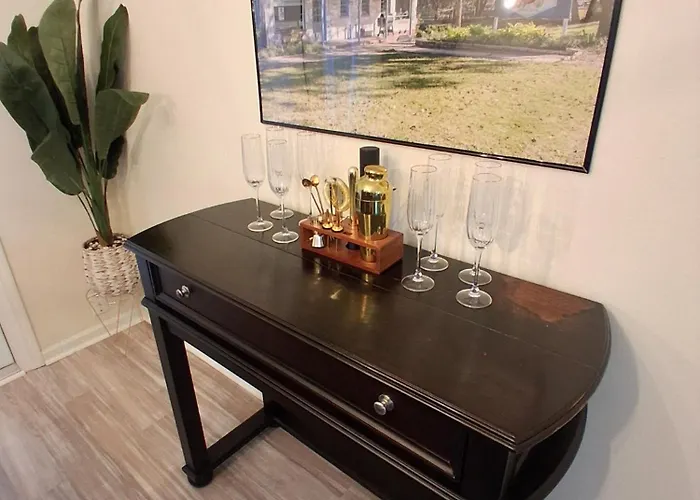 Sweet Newly Renovated Home! * Tallahassee